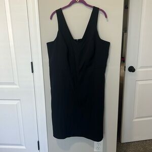 Like new and Taylor loft plus size 18 black classic dress